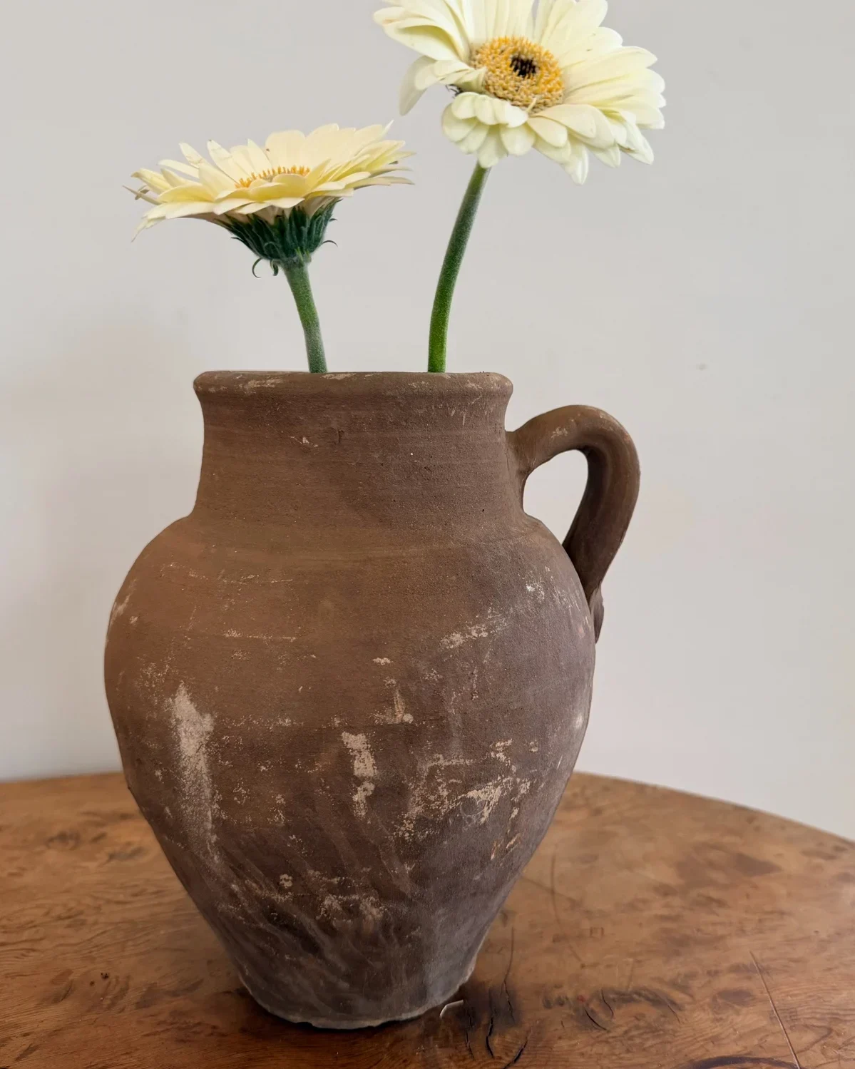 Hånddreid vintagekrukke fra Ungarn nr. 13